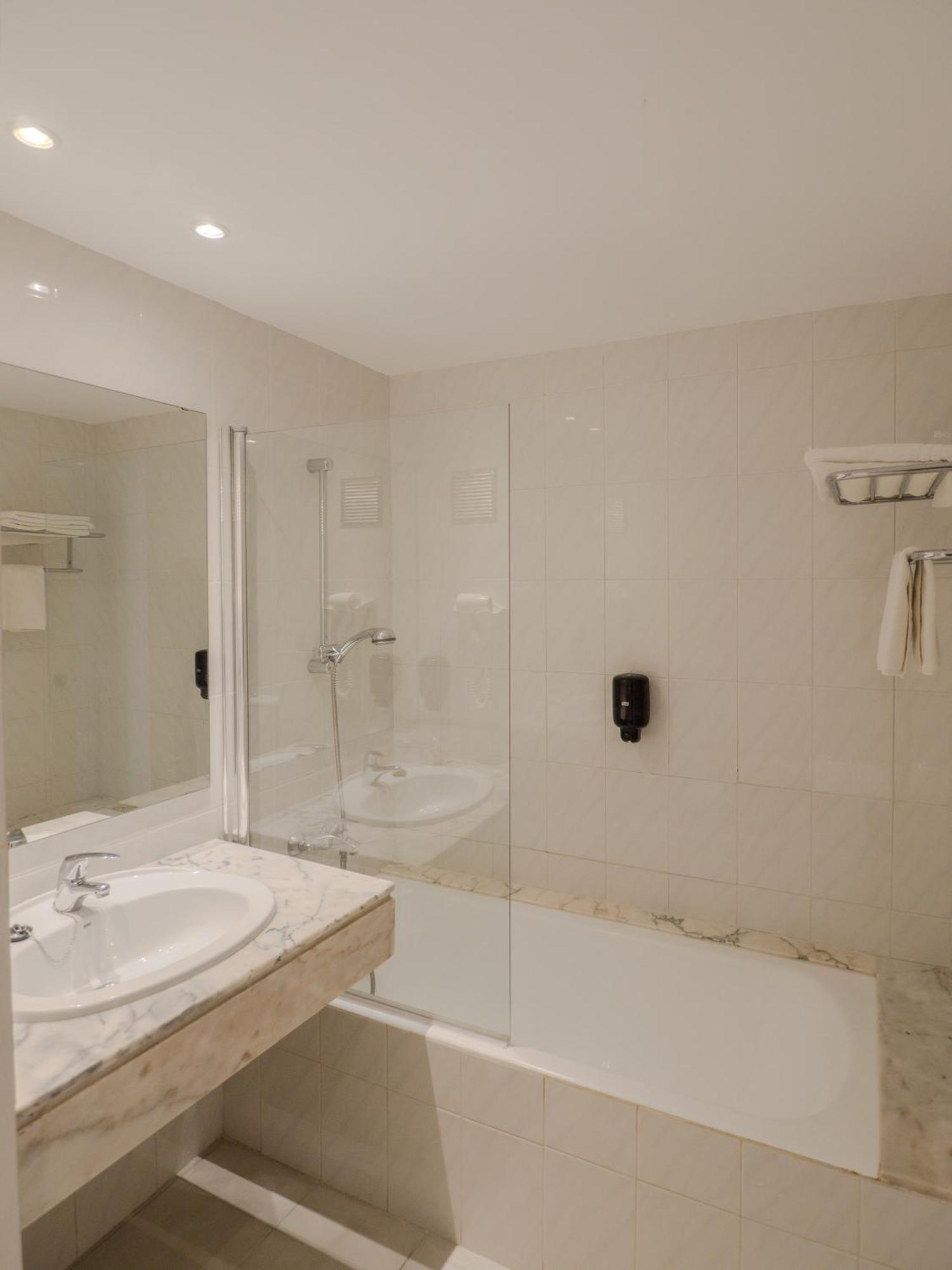 Apartamentos La Santa Maria Cala Millor  Extérieur photo