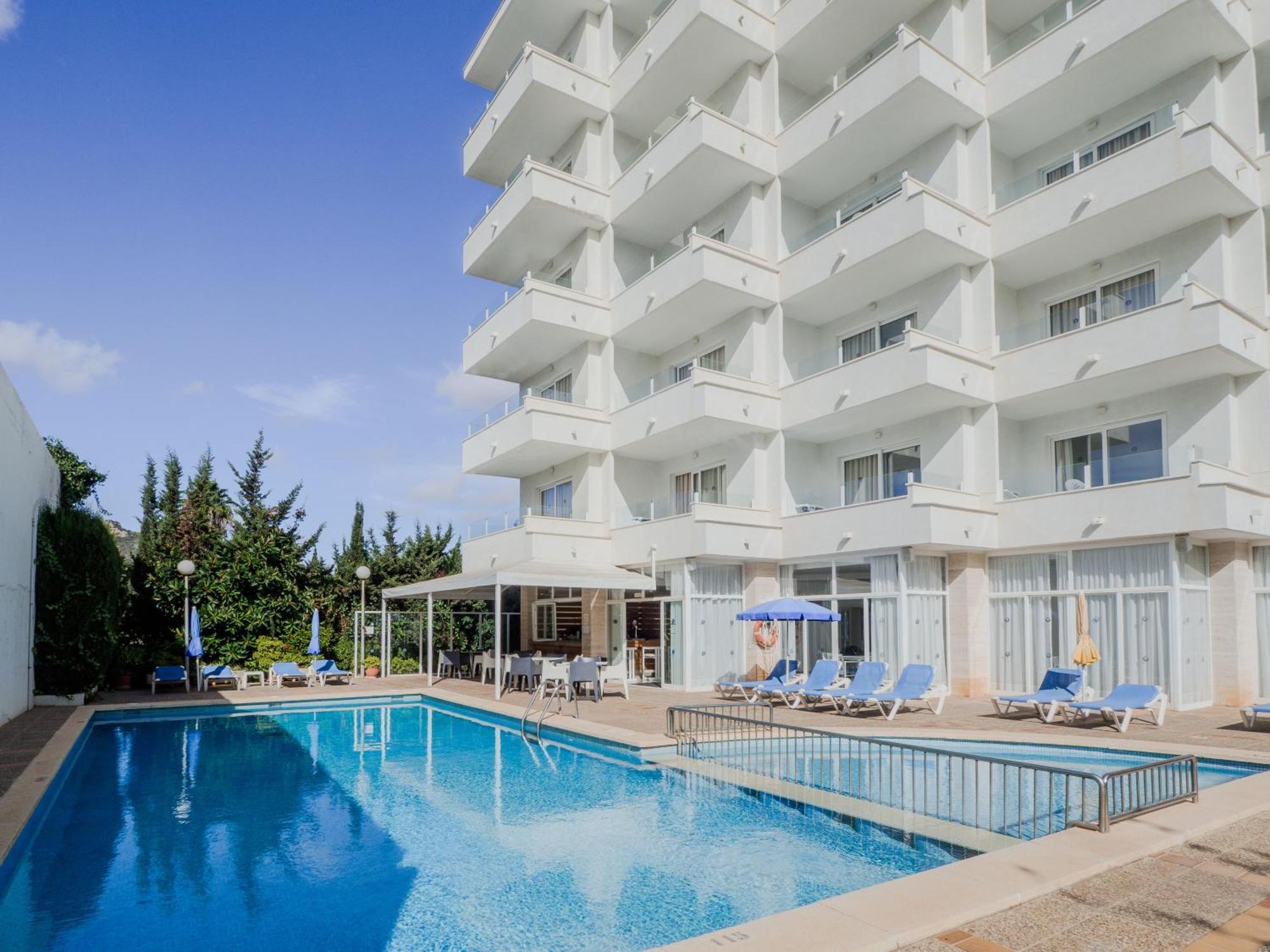 Apartamentos La Santa Maria Cala Millor  Extérieur photo